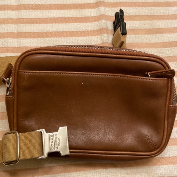 Coach Handbags - Vintage Coach Fanny Pack